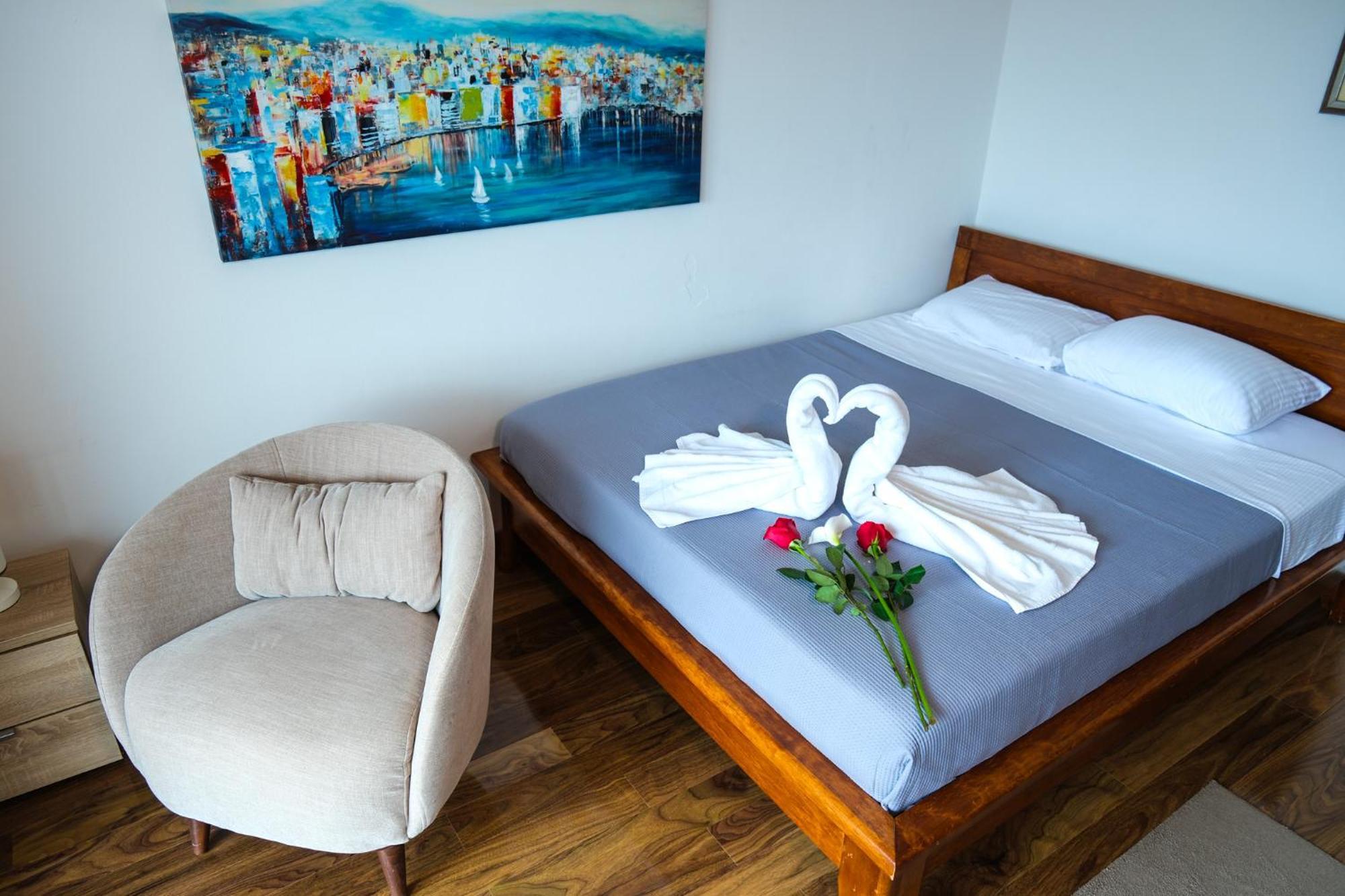 Qumi Apartments Тиват Экстерьер фото