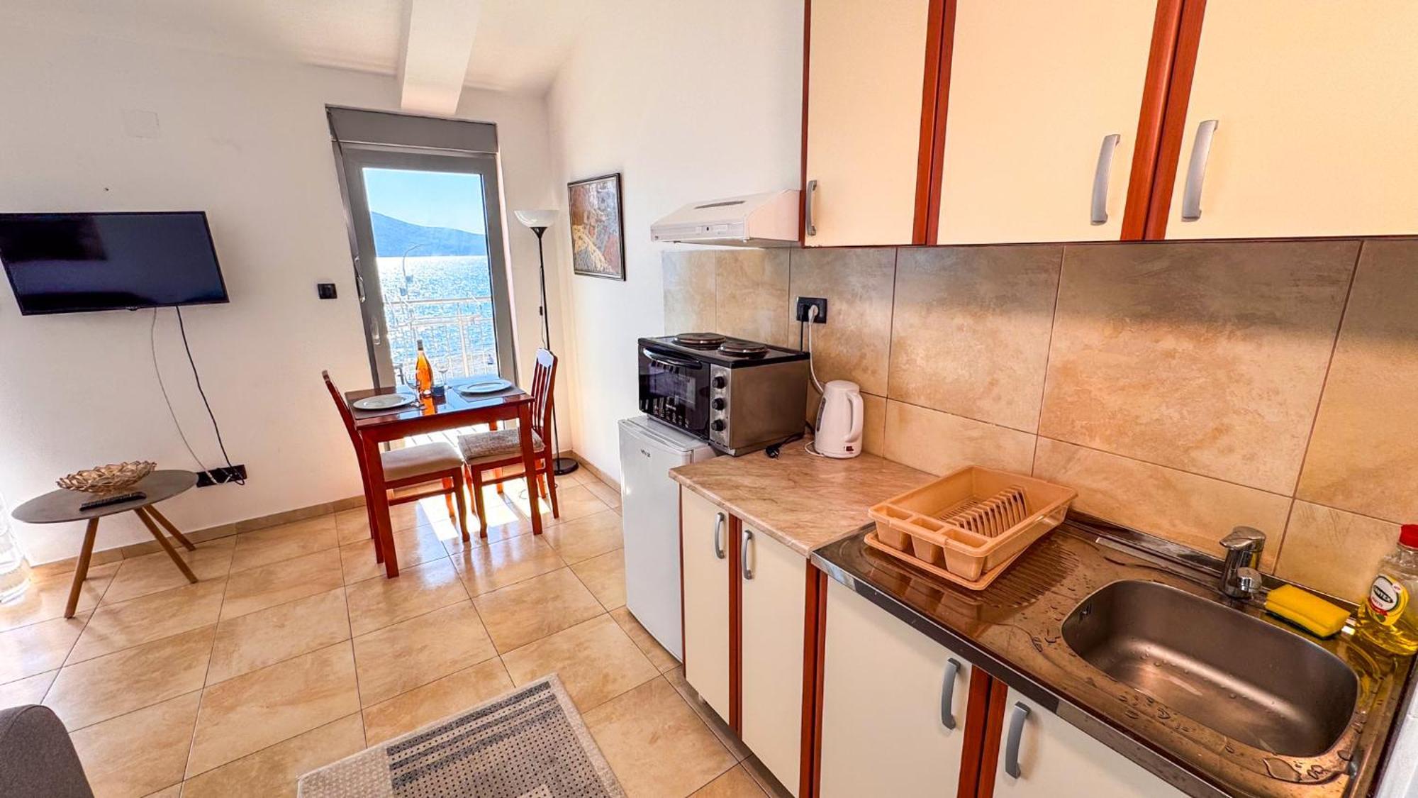 Qumi Apartments Тиват Экстерьер фото